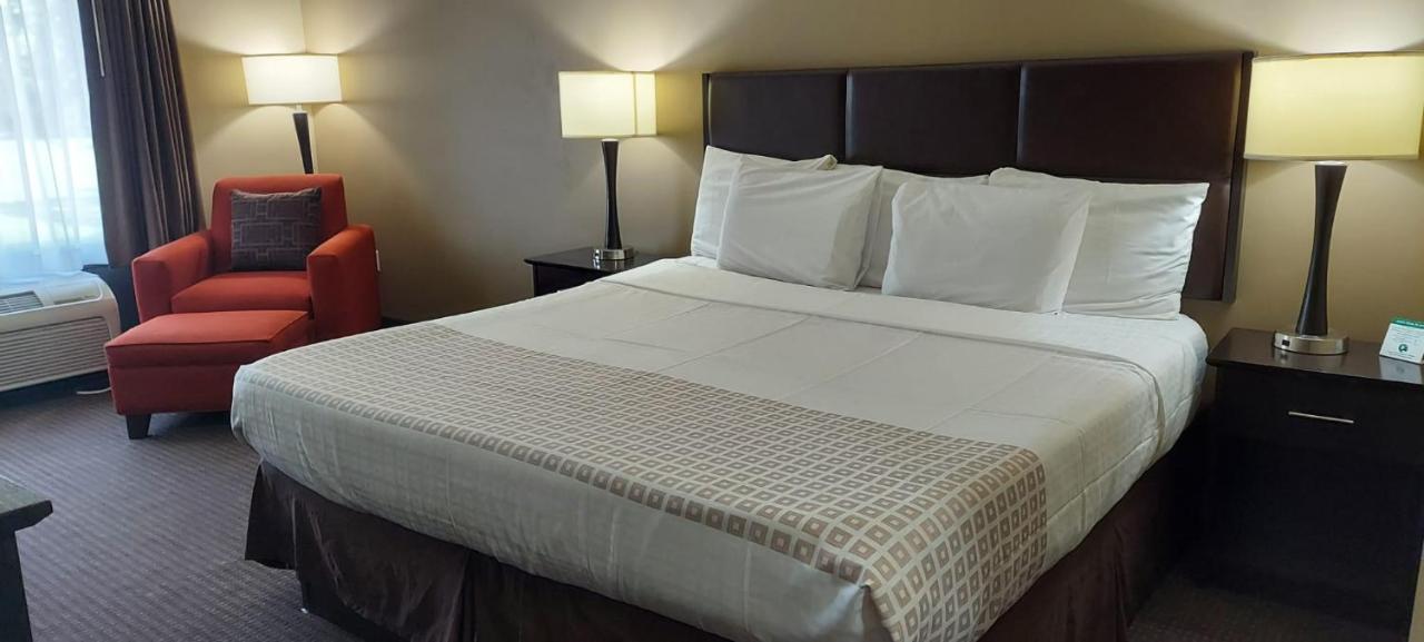 Parkwood Inn & Suites แมนฮัตตัน ภายนอก รูปภาพ