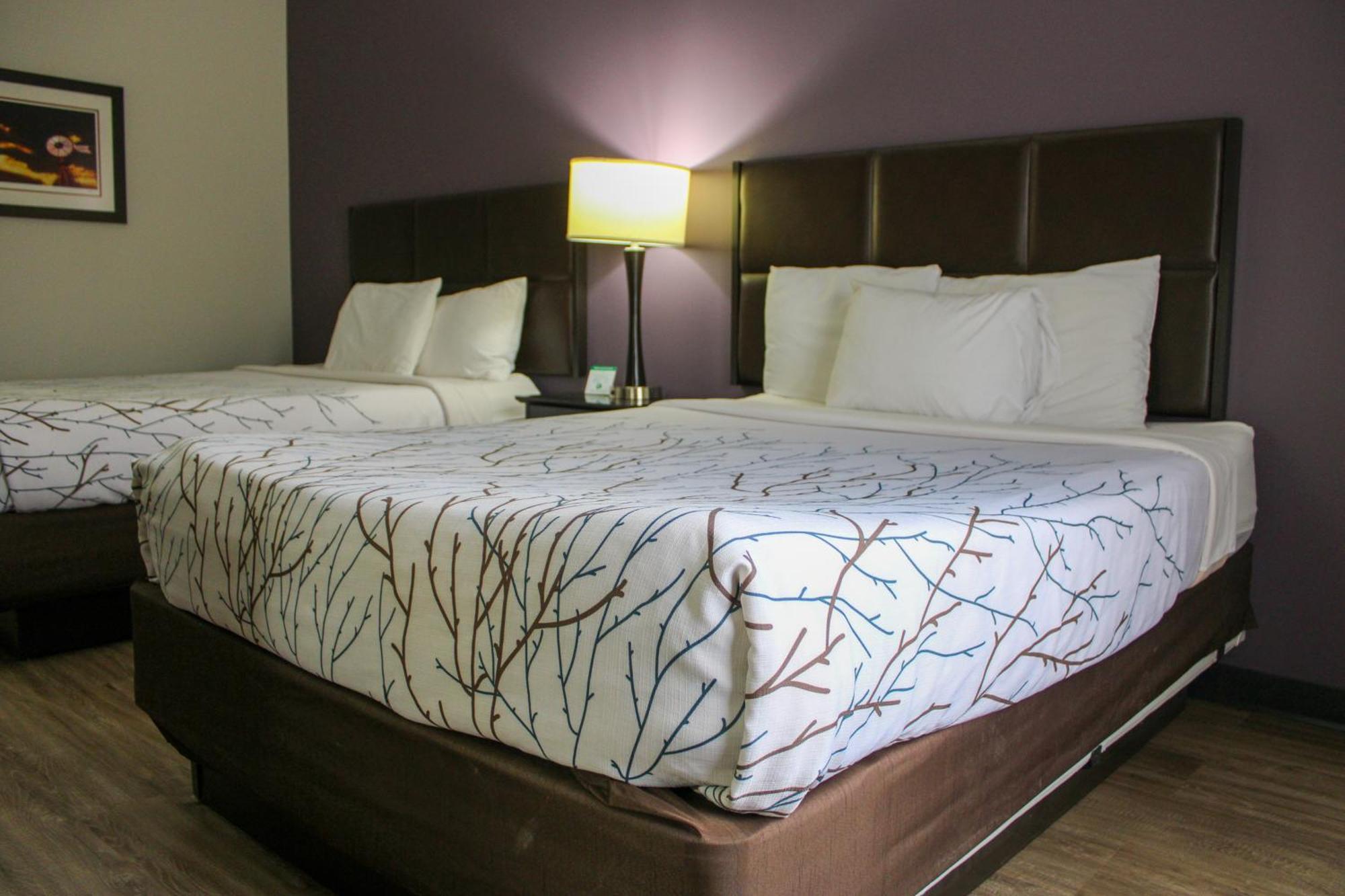 Parkwood Inn & Suites แมนฮัตตัน ภายนอก รูปภาพ